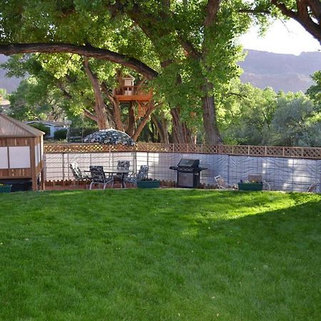 Rustic Retreat Moab Townhome With Grill And Fire Pit Eksteriør billede